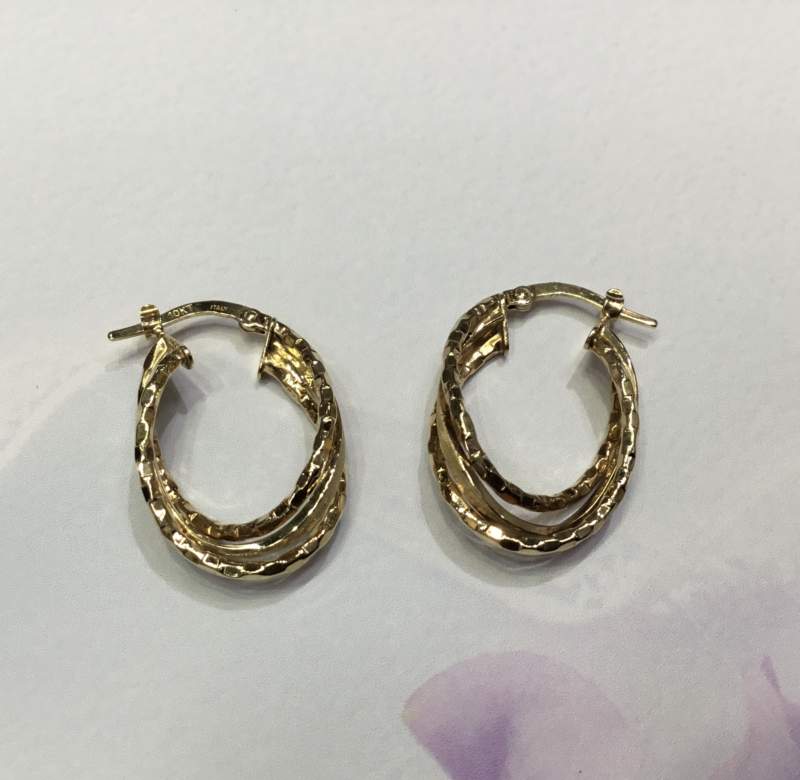 18金 イエローゴールド ピアス をお買取しました。
