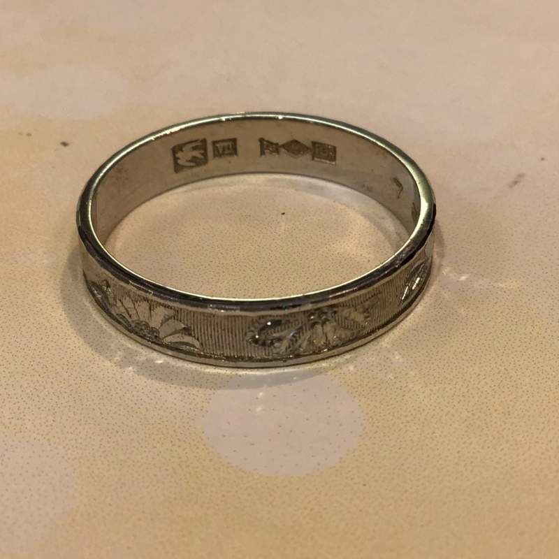 プラチナ900リング お買取りしました。