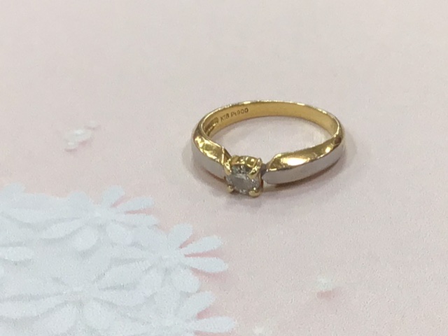 18金 プラチナ900 ダイヤリング をお買取しました。