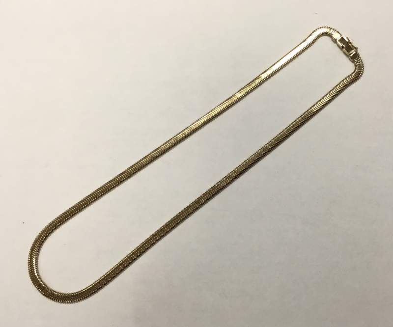 18金 イエローゴールド ネックレス をお買取しました。