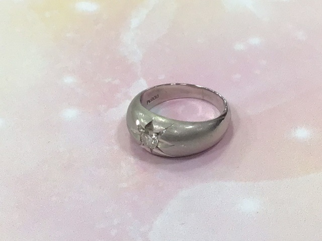プラチナ900 ダイヤリング をお買取しました。