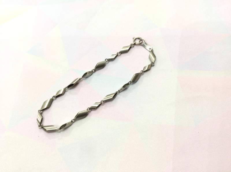 プラチナ 850 ブレスレット をお買取しました。