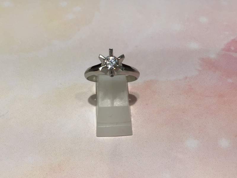 ダイヤモンド プラチナ リング をお買取り致しました。