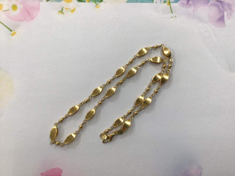 18金 3カラー ネックレス をお買取りしました。