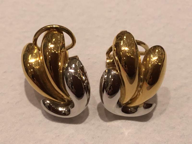 18金/プラチナ コンビ イヤリング をお買取りしました