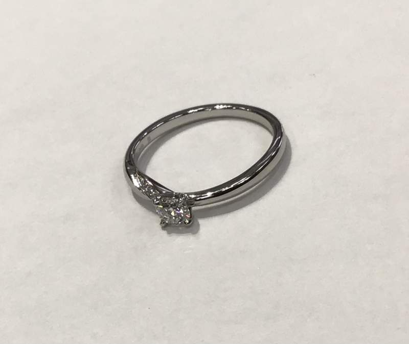 プラチナ950 ダイヤモンド リング をお買取しました。