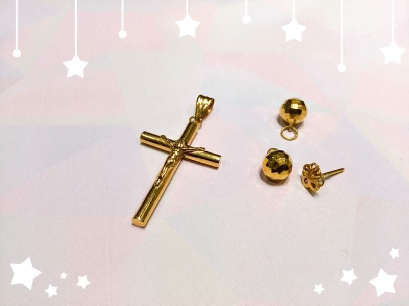 18金 ペンダントトップ ピアス お買取しました。