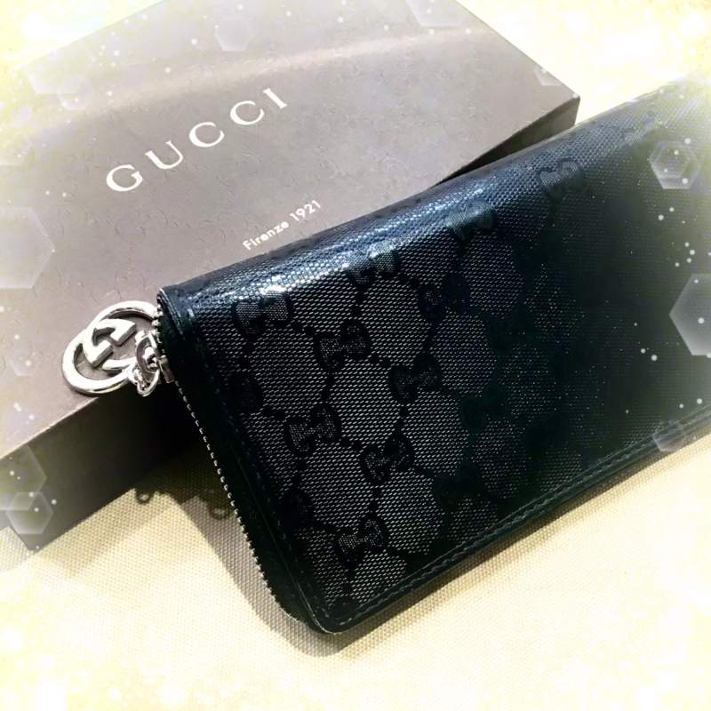 GUCCI インプリメ　財布をお買取致しました。