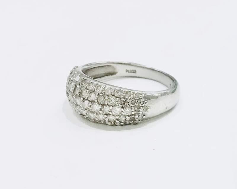 PT900 メレダイヤモンド　リング   指輪　お買取しました。