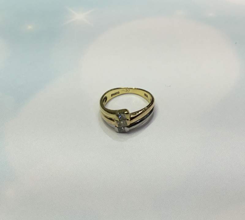 18金 PT コンビ リング をお買取しました。