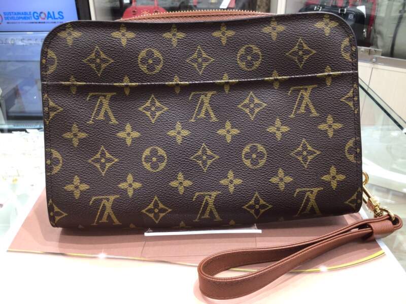 LOUIS VUITTON ルイヴィトン　モノグラム　オルセー　セカンドバッグ