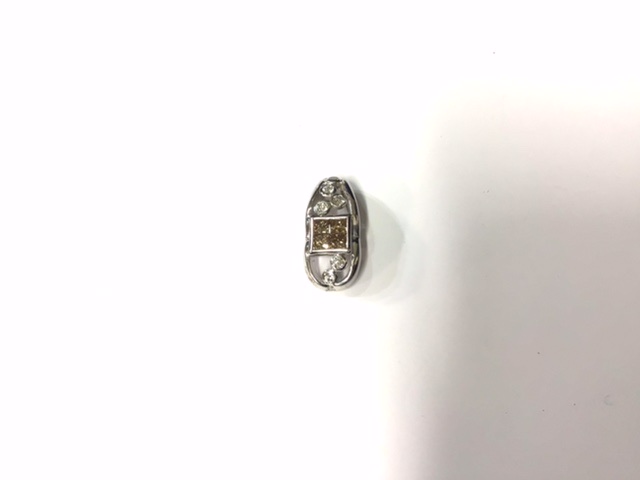 K18WG ダイヤ トップ