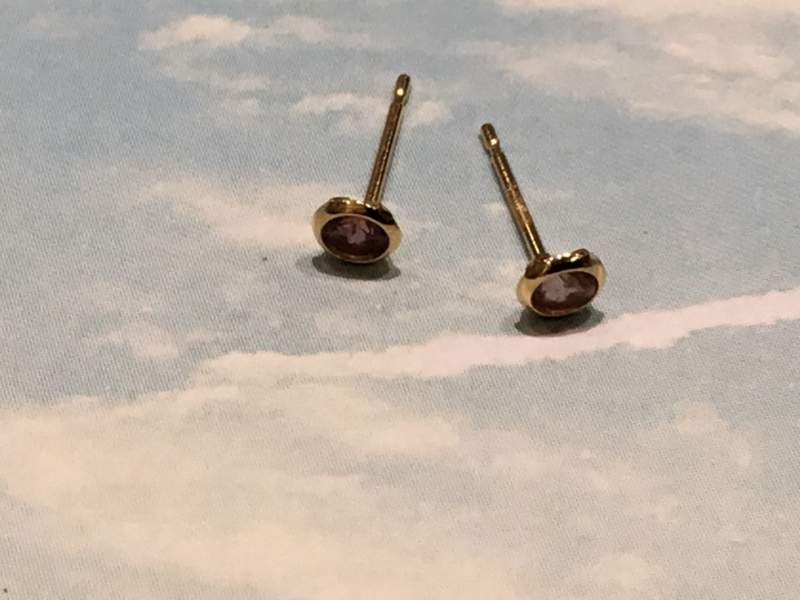 18金 イエローゴールド ピアス をお買取しました。