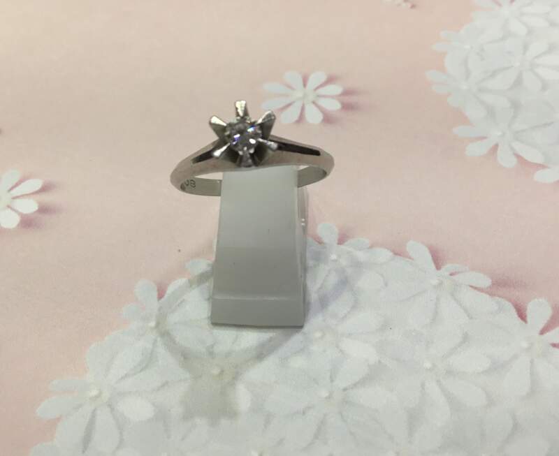 ダイヤモンド プラチナ PT リングをお買取しました。