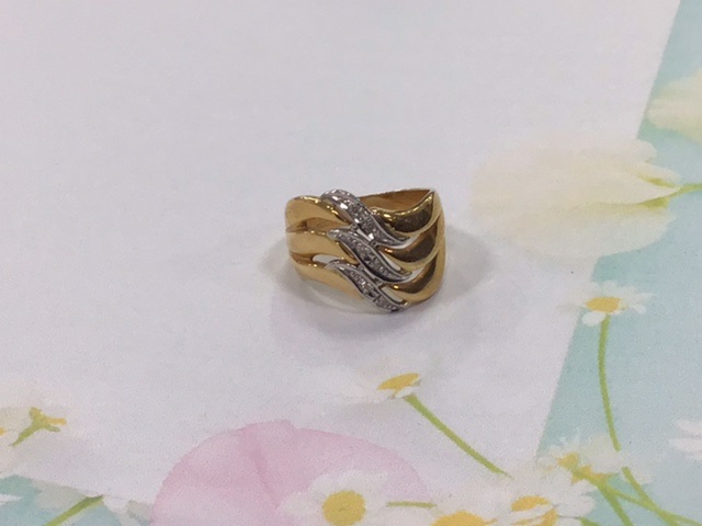 18金/プラチナ900 コンビリング をお買取しました。