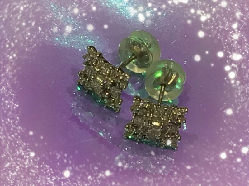 プラチナ900 ピアス をお買取致しました。