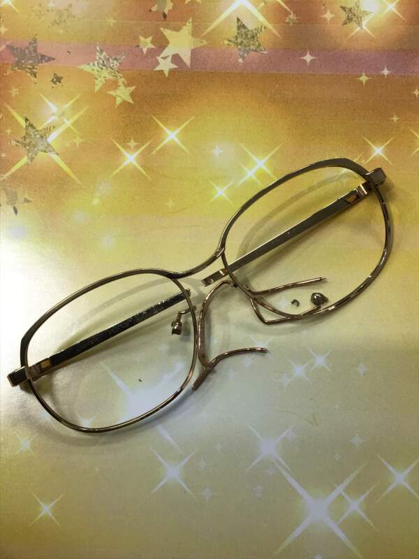👑1０金眼鏡👓買い取りました🌷