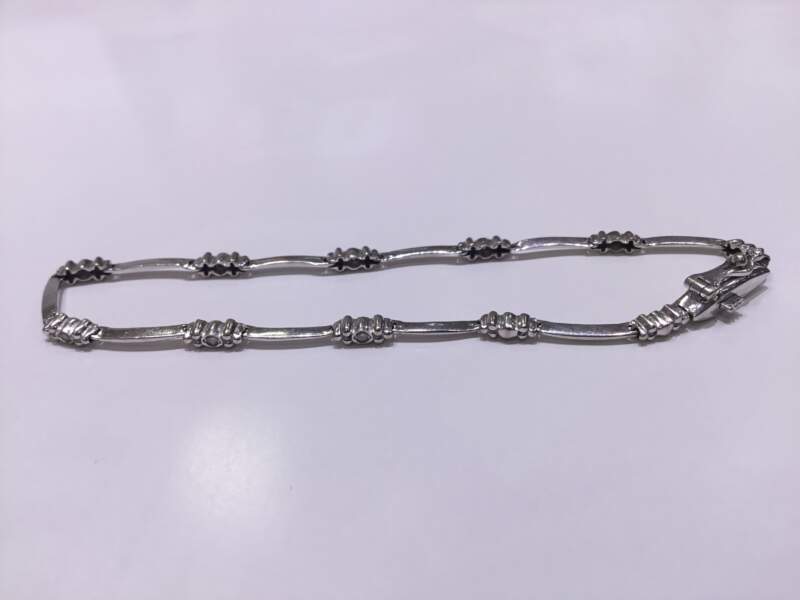 ダイヤモンド 18金 ホワイトゴールド ブレスレット をお買取しました。