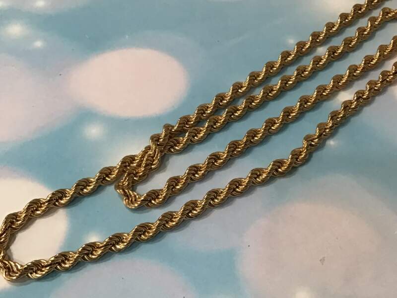 18金 イエローゴールド ネックレス をお買取しました。