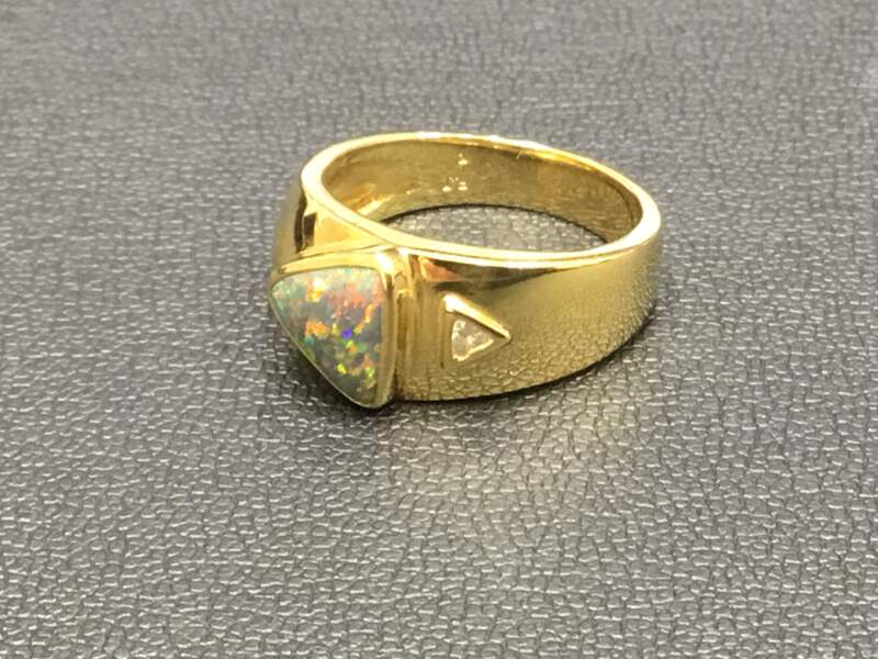 18金 オパール リング をお買取り致しました