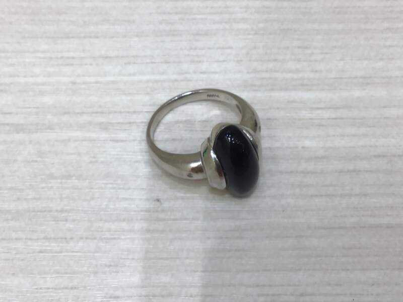 PT900 リング 黒石 お買取り致しました。