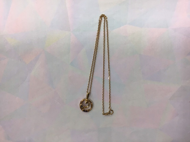 18金 石付きプチネックレスをお買取しました。
