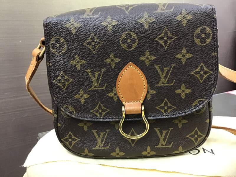 LOUIS VUITTON モノ サンクルー買取ました
