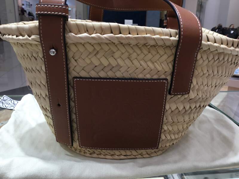 ロエベ バック をお買い取りしました