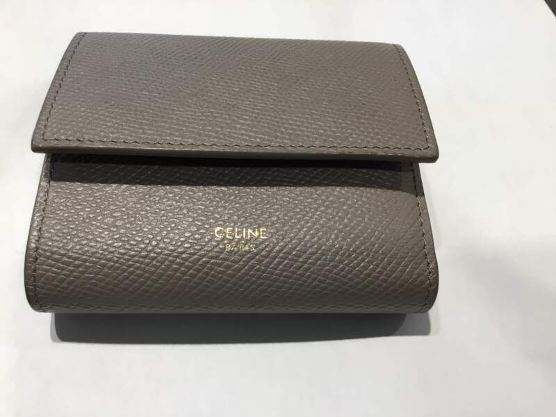 セリーヌ3つ折り財布 お買取致しました✨