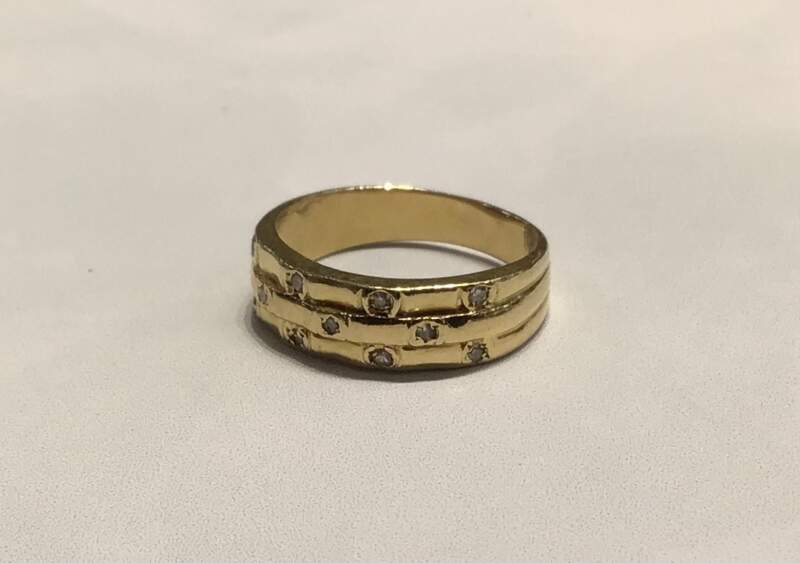 18金 イエローゴールド リング をお買取しました。