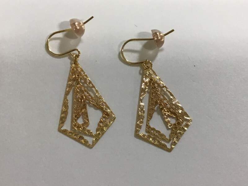 K18 ピアス