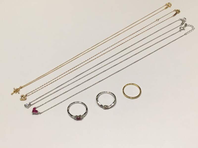 18金 イエローゴールド ホワイトゴールド リング ネックレス をお買取しました。