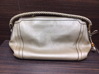 グッチ ショルダー バッグ をお買取りしました。