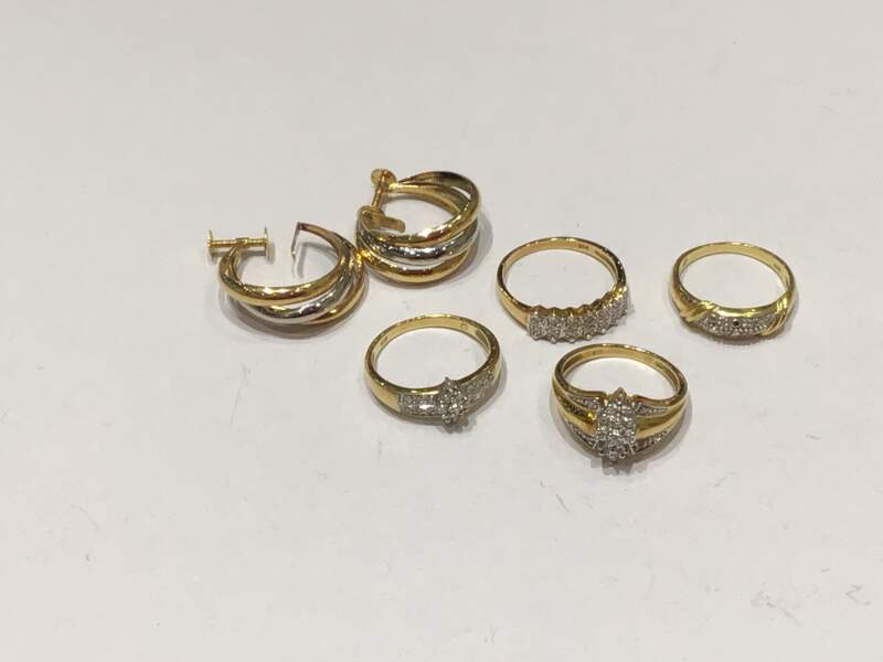 18金 イエローゴールド ホワイトゴールド リング イヤリング をお買取しました。