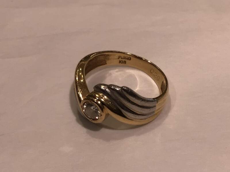 K18/プラチナコンビリングお買い取りしました。