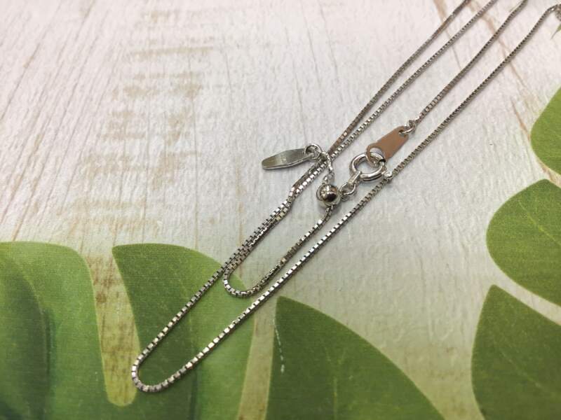 18金 ホワイトゴールド ネックレス お買取しました。