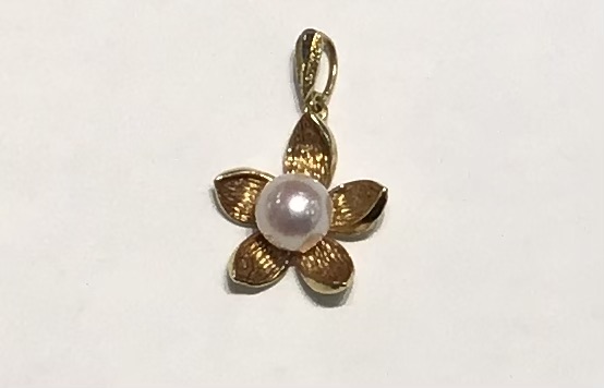 18金 パール ペンダント をお買取しました。