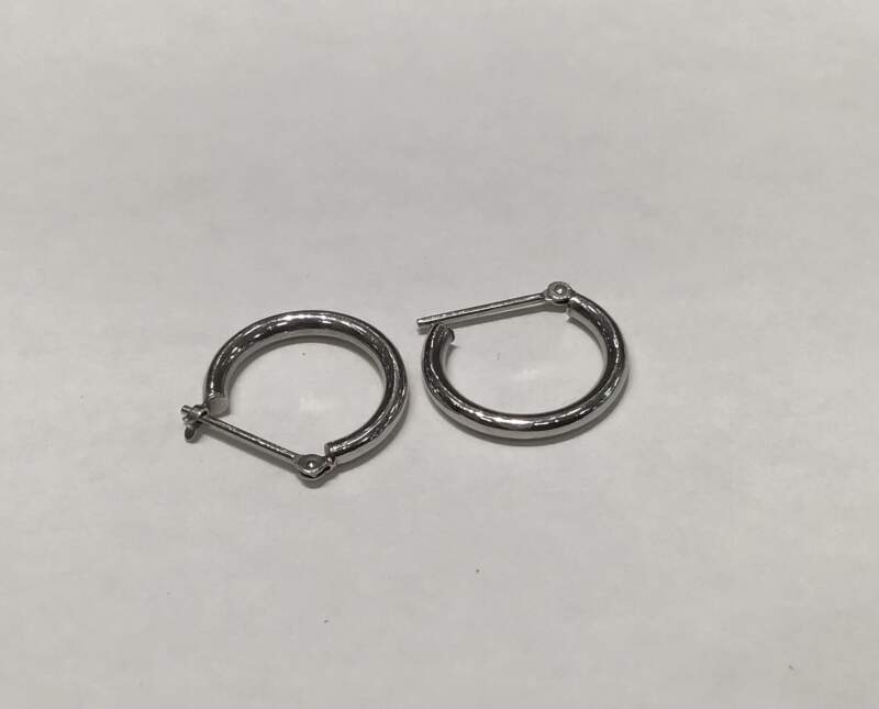 プラチナ 900 破損 ピアス お買取しました。