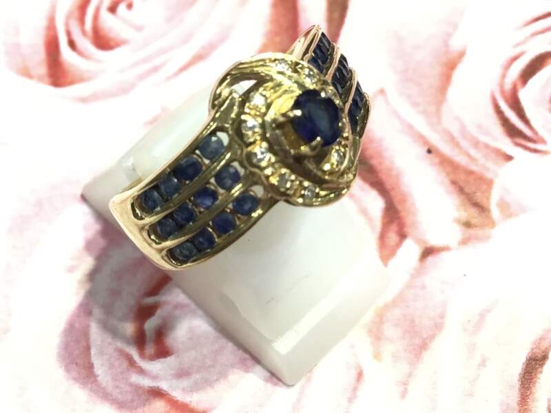 ダイヤモンド サファイア 18金 リング をお買取致しました。