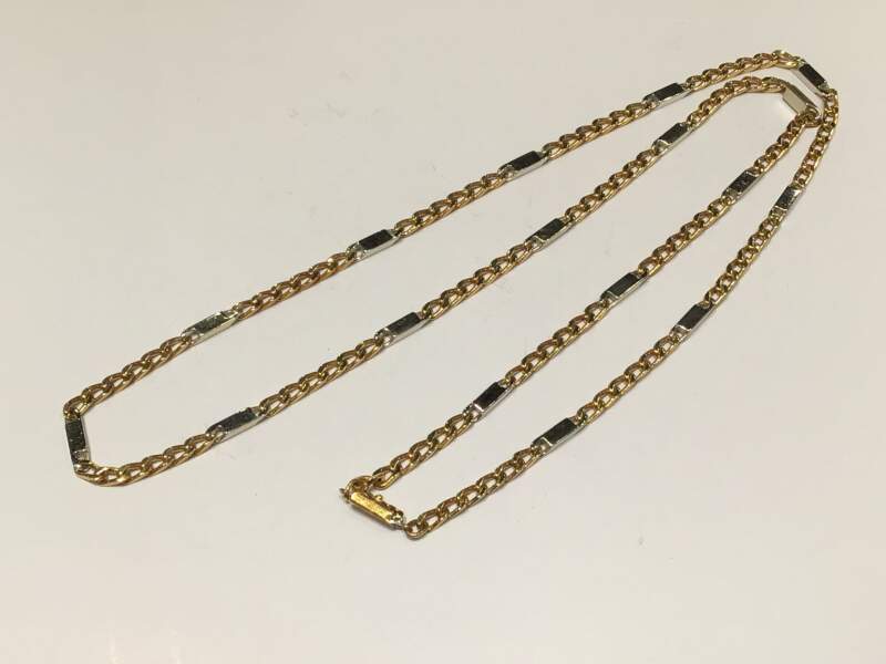 18金 イエロー、ホワイトゴールド ネックレス をお買取しました。