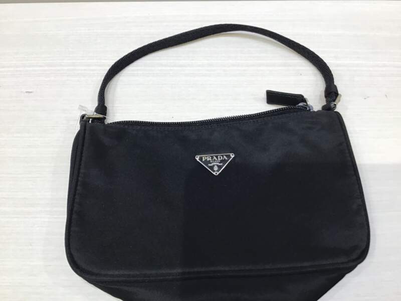 PRADA プラダ バッグ お買取致しました