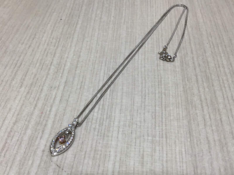 K18WG ダイヤネックレス買取りました。