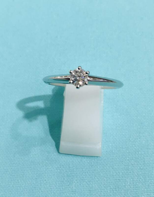 ティファニー　ソリティア　プラチナ　ダイヤモンド　リング　をお買取りしました💍