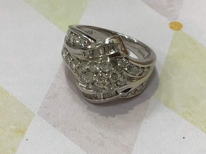 プラチナ ダイヤモンド リング お買取しました。