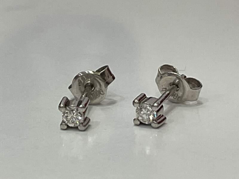ダイヤモンド プラチナ ピアス をお買取しました。