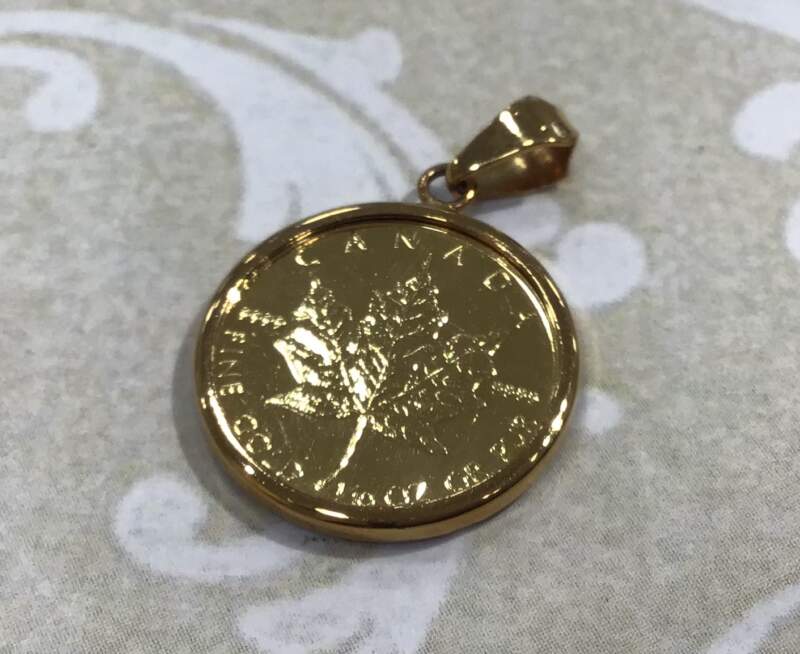 18金枠 メイプルリーフコイン ペンダント