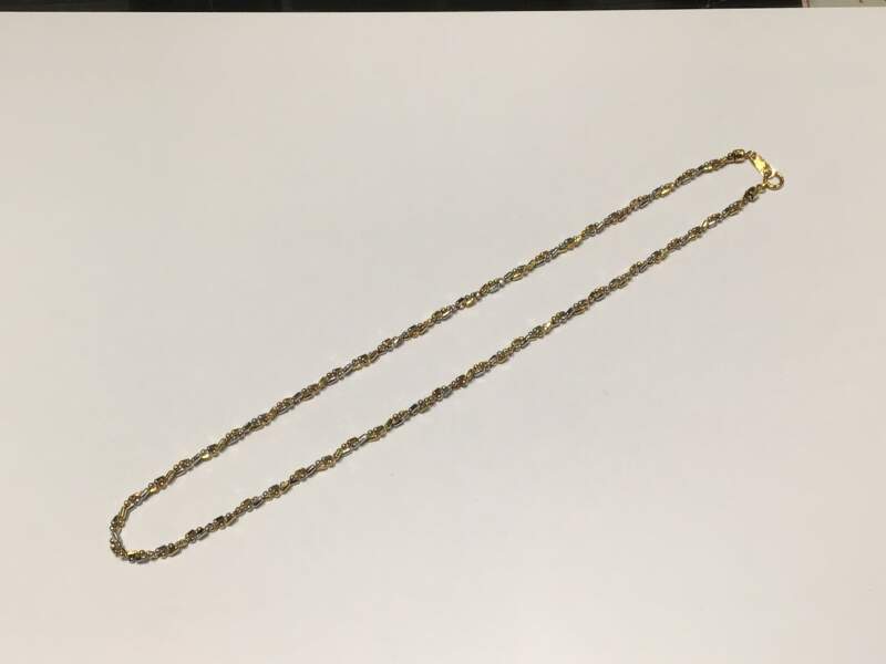 18金 プラチナ900 コンビ ネックレス をお買取しました。