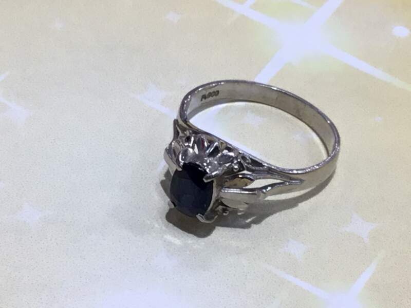 PT900色石リング💍