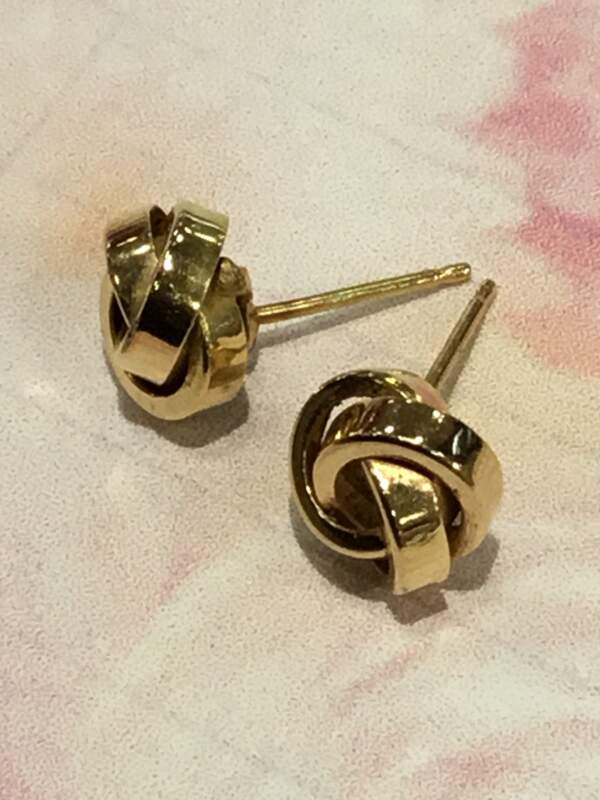 K18 イエローゴールド ピアス をお買取致しました⭐️