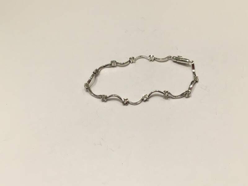 18金 ホワイトゴールド ブレスレット をお買取しました。